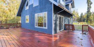 SEASONAL FURNISHED HOME Gallery 9