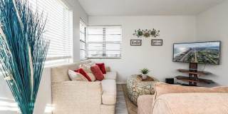 828 N Grandview Avenue unit: 4 Gallery 8