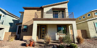 3/BD 2.5/BA Contemporary Comfort in a Prime Location! Gallery 1