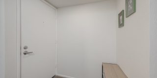 NEWLY REMODELED  FURNISHED BOTTOM FLOOR CONDO Gallery 6