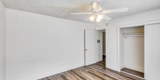 Sunland Park Apartments Gallery 16