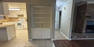 SPACIOUS COZY TOWNHOME IN GATED COMMUNITY Gallery 10