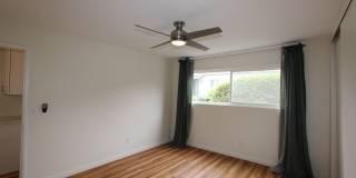 Beautiful, recently remodeled 1 bedroom 1 bathroom condo available now - MOVE IN SPECIAL Gallery 12