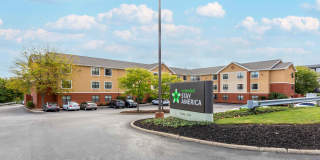 Akron - Copley - East Gallery 9