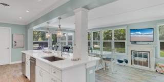 706 Iris Lane Gallery 1