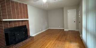 201 Holly Road Gallery 11