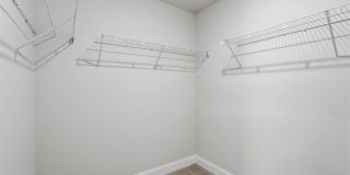 2206 Chant St Gallery 37