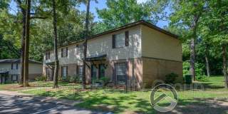 11 Indianwood Dr Gallery 1