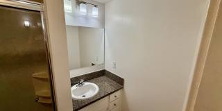 315 Wayne Place Gallery 13