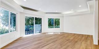 10563 Lindbrook Drive Gallery 4