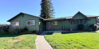 Newly Refreshed 3BD/2BA Home with Spacious Living Areas Gallery 1