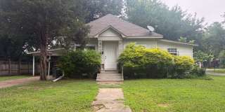 4 Bedroom and 2 Bathroom House Gallery 1