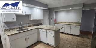272-274B Meridian Gallery 4