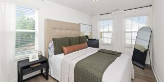 Affinity at Hudson Gallery 17