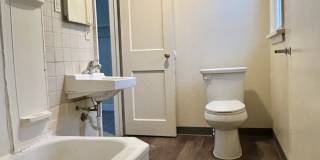 1537 14th Avenue East - 2 Gallery 5