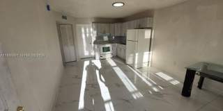 208 Avondale Dr Gallery 1