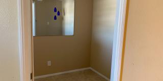 One Bedroom Apartment near UCR Gallery 5