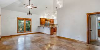1800 W Mulberry Street Gallery 6