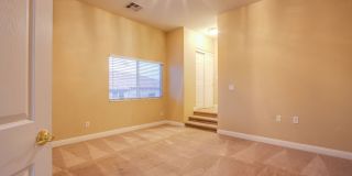Beautiful 5 bedroom 4.5 bath home with large basement in gated community! Gallery 21