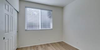 SUMMERLIN BEAUTY*UPGRADED*COMMUNITY POOL*3 BEDROOMS*STAINLESS STEEL APPLIANCES* Gallery 23