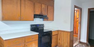 Charming 3-bedrooms/1-bath home in LaRoche Park Gallery 13
