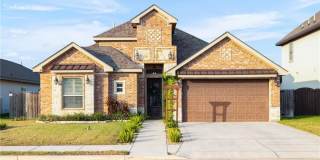 2611 Windsor Street Gallery 1