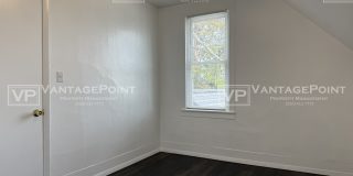 133 South Erie Street - Upper Gallery 9