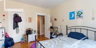 Very spacious 3 bed in Brookline... Gallery 4