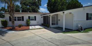 7709 W Hanna Gallery 1