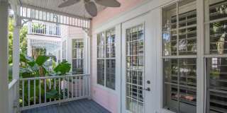 947 HEMINGWAY CIRCLE Gallery 60