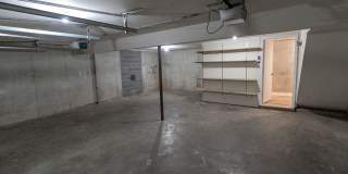 Charming and Spacious South Side 3-Bedroom Duplex Gallery 29