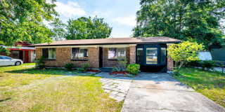 Timuquana 3BR/2BA Solid Brick Home w/ Flex Space & Private Yard Gallery 1