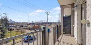 Modern Living in Downtown Nashville! Gallery 27