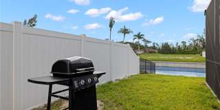 1137 SW 18th Court Gallery 25