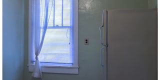 1115 State Street Gallery 13