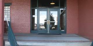 915 Main Street Gallery 6