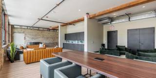 2032 N Clybourn Ave Gallery 3