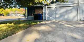 Spacious 3bd/2ba Fair Oaks Duplex with 2 Garage Gallery 1