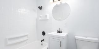 Hamrick & Halmark Gallery 24