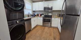 4/2 apartment off of Milledge Gallery 1