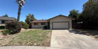 3 Bedroom | 1.5 Bathroom | Single Family Home in Carmichael Gallery 1