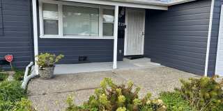 Well Maintained 3 Bedroom, 2 Bath Home Gallery 1