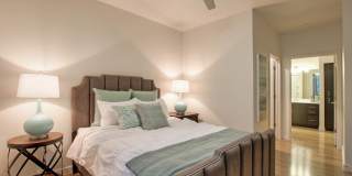 View 32 Apartments Gallery 18