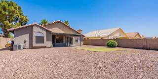 12471 W Holly Street Gallery 45