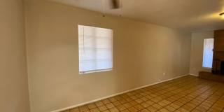 3 Bedroom Home in Phoenix with lots of character! Gallery 8