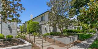 Steps from 17th Street - Beautifully Updated 2 Bed, 2.5 Bath Townhome in Newport Beach Gallery 12