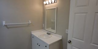 2147/2145 Pauldo Street Gallery 16