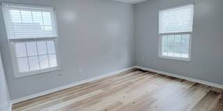 4BR/2.5BA  | Newly Flooring | Garage | Gated back yard Gallery 18