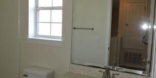 Centrally located with easy access to bases & shopping! Gallery 20