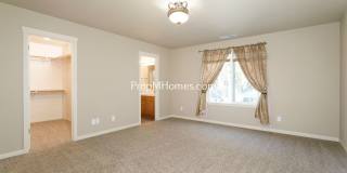 Charming Four Bedroom Home in Aloha on Quiet Cul-De-Sac! Gallery 7